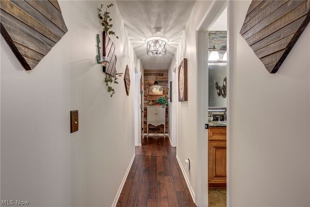 257 Windward Drive, Elyria, OH 44035