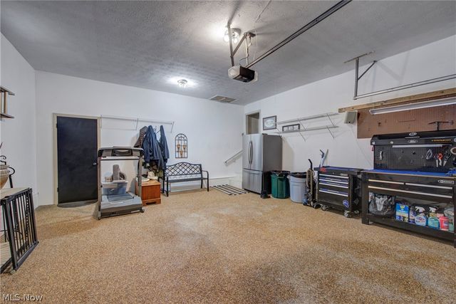 257 Windward Drive, Elyria, OH 44035