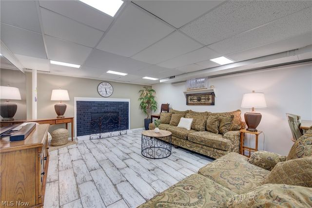 257 Windward Drive, Elyria, OH 44035