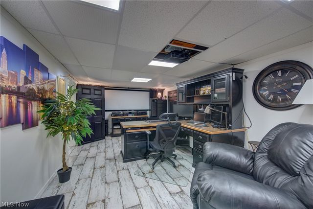 257 Windward Drive, Elyria, OH 44035