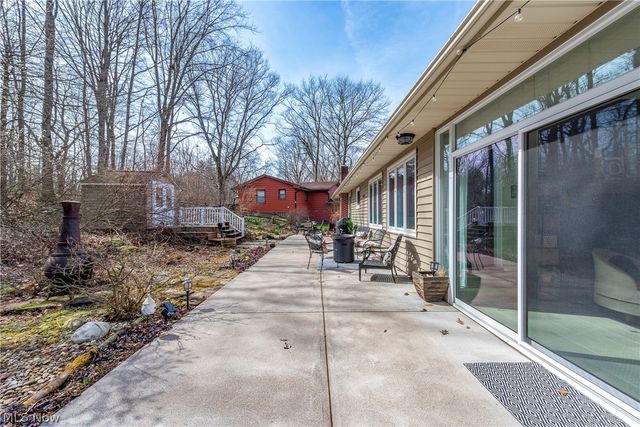 257 Windward Drive, Elyria, OH 44035