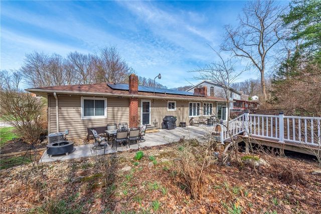 257 Windward Drive, Elyria, OH 44035