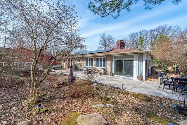 257 Windward Drive, Elyria, OH 44035