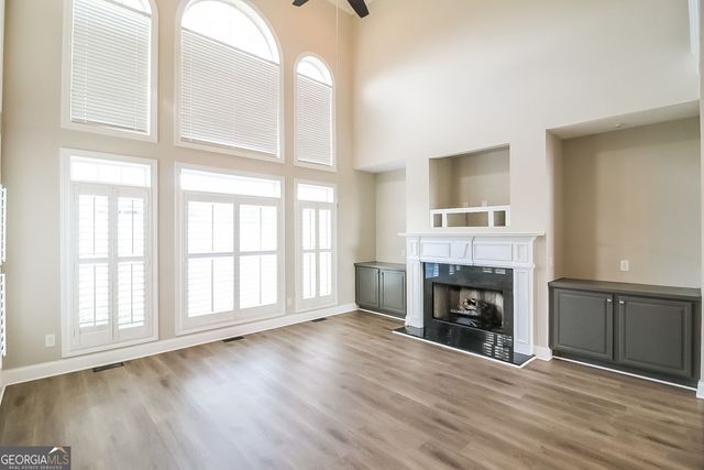 316 Thistlewood Run, Mcdonough, GA 30252