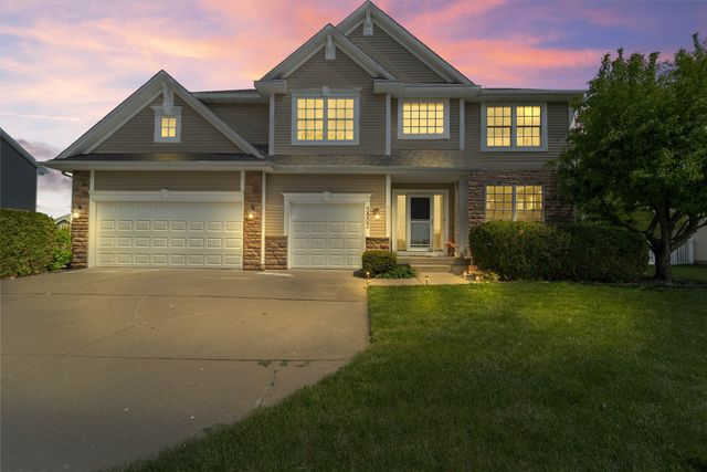 3902 Valley View Road, Ames, IA 50010