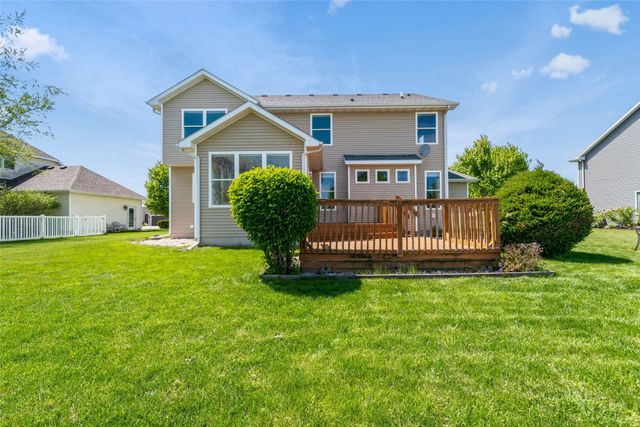 3902 Valley View Road, Ames, IA 50010