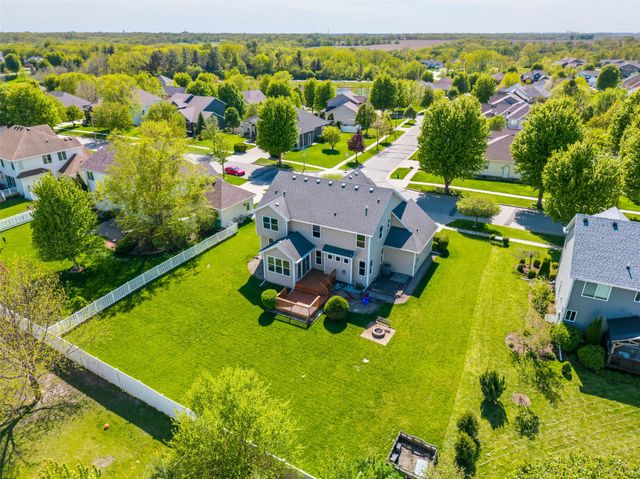 3902 Valley View Road, Ames, IA 50010