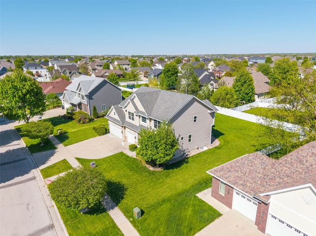 3902 Valley View Road, Ames, IA 50010