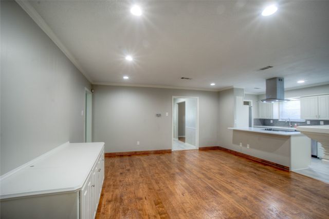 530 Lawnmeadow Drive, Richardson, TX 75080