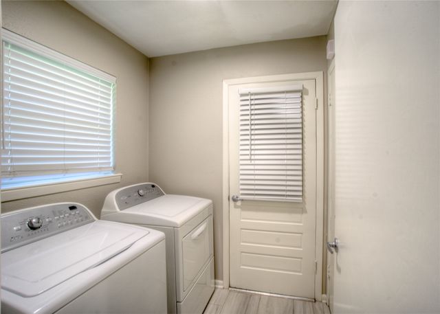 530 Lawnmeadow Drive, Richardson, TX 75080