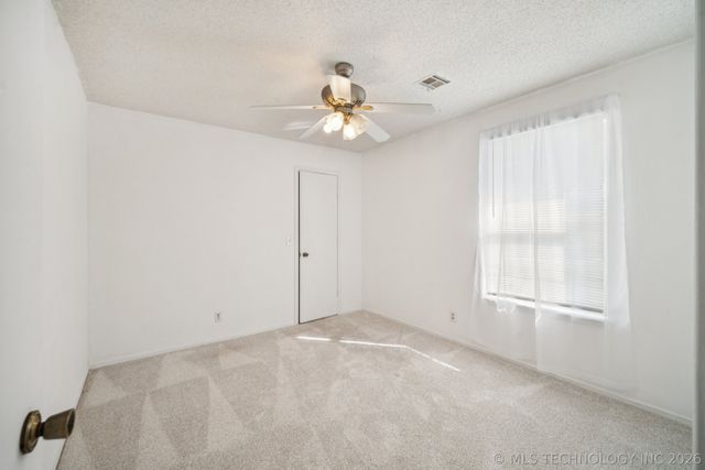 4441 W Queens Street, Broken Arrow, OK 74012