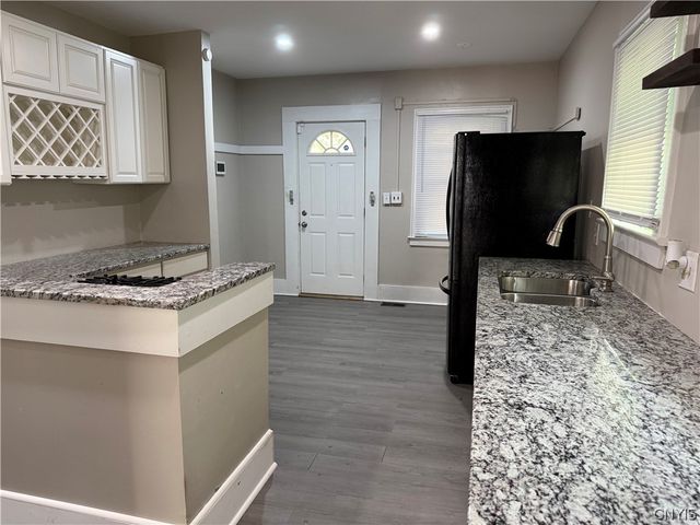 609 Seeley Road, Syracuse, NY 13224