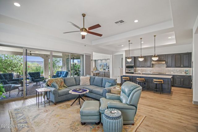 61729 E Talc Street, Oracle, AZ 85623