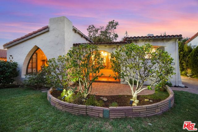 1233 Ethel Street, Glendale, CA 91207