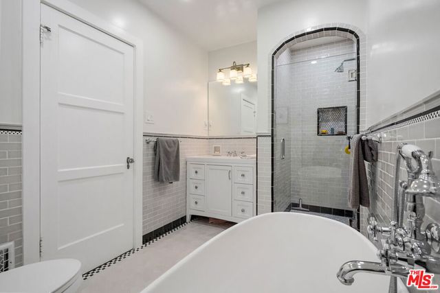 1233 Ethel Street, Glendale, CA 91207