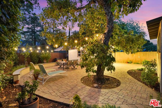 1233 Ethel Street, Glendale, CA 91207