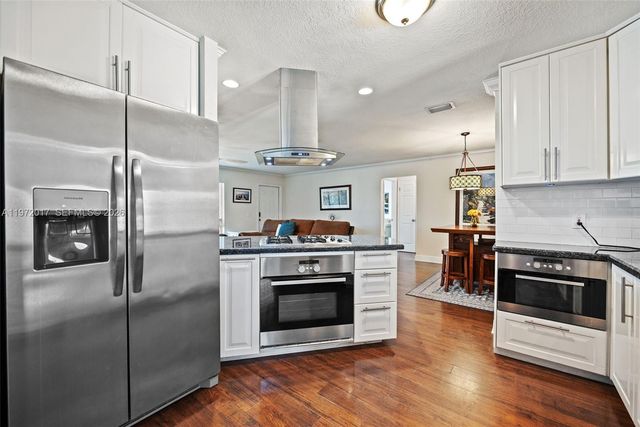 12260 NW 29th Mnr, Sunrise, FL 33323