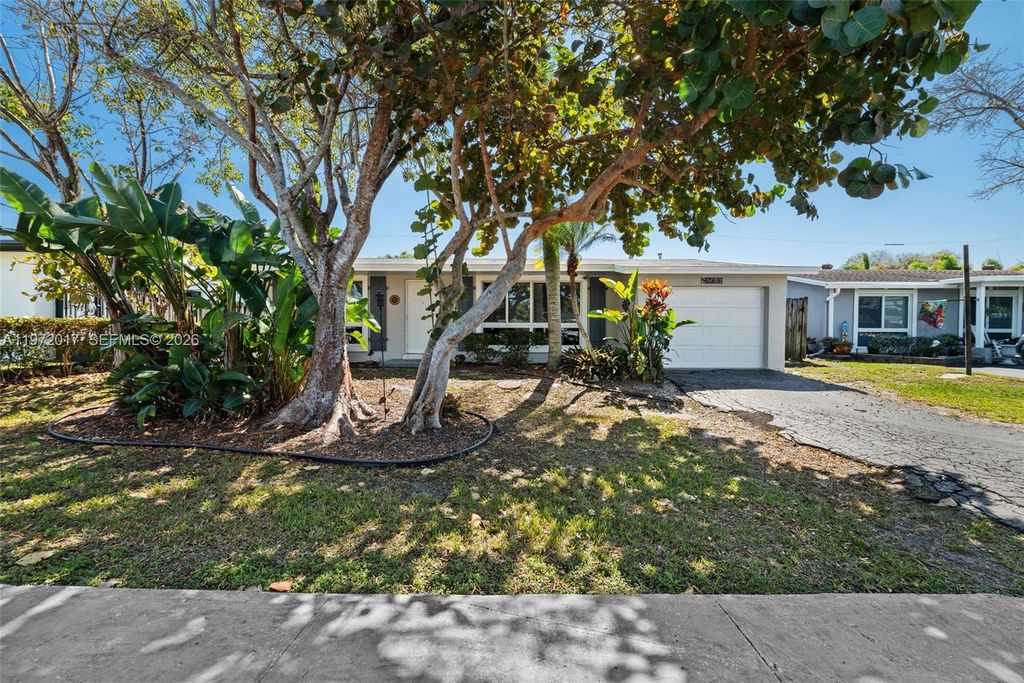 12260 NW 29th Mnr, Sunrise, FL 33323