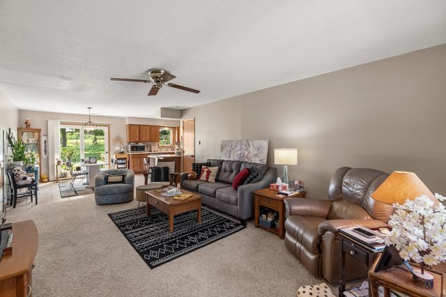 18920 Wendover Avenue, Granger, IA 50109