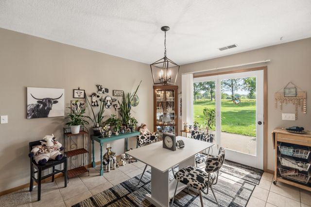 18920 Wendover Avenue, Granger, IA 50109