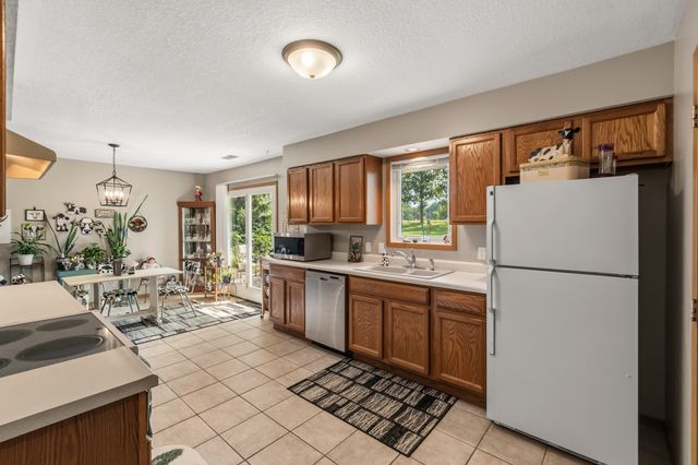 18920 Wendover Avenue, Granger, IA 50109