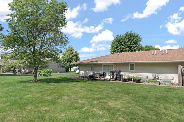 18920 Wendover Avenue, Granger, IA 50109