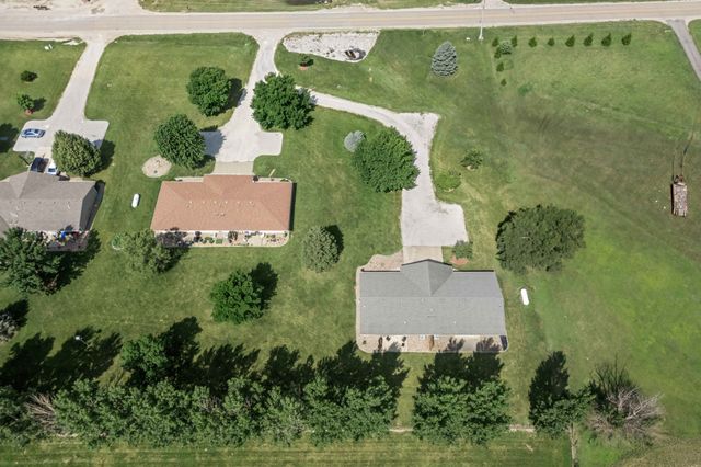 18920 Wendover Avenue, Granger, IA 50109