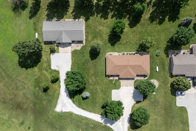 18920 Wendover Avenue, Granger, IA 50109