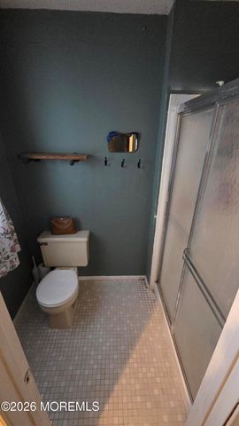 1085 Vaughn Avenue, Toms River, NJ 08753