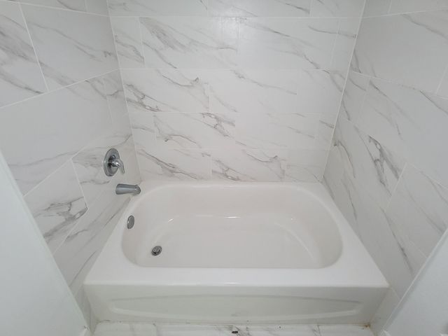 8122 Sterling Shire Street B, Houston, TX 77078