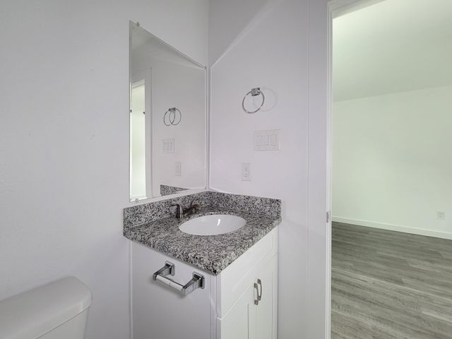 8122 Sterling Shire Street B, Houston, TX 77078