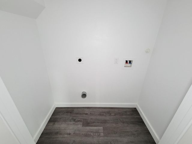 8122 Sterling Shire Street B, Houston, TX 77078
