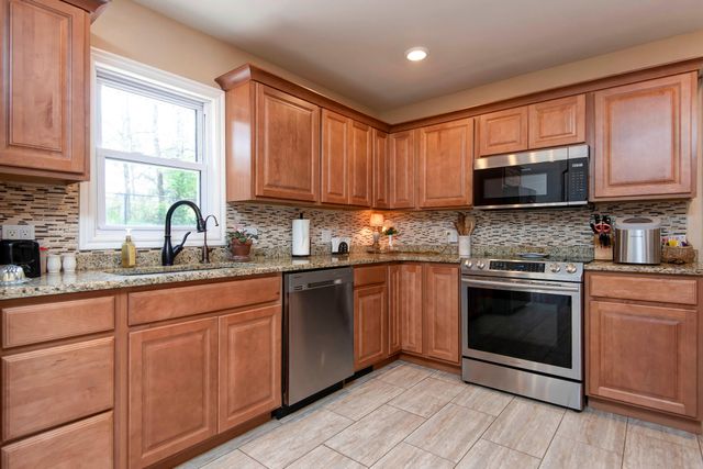 234 American Way, Branson, MO 65616