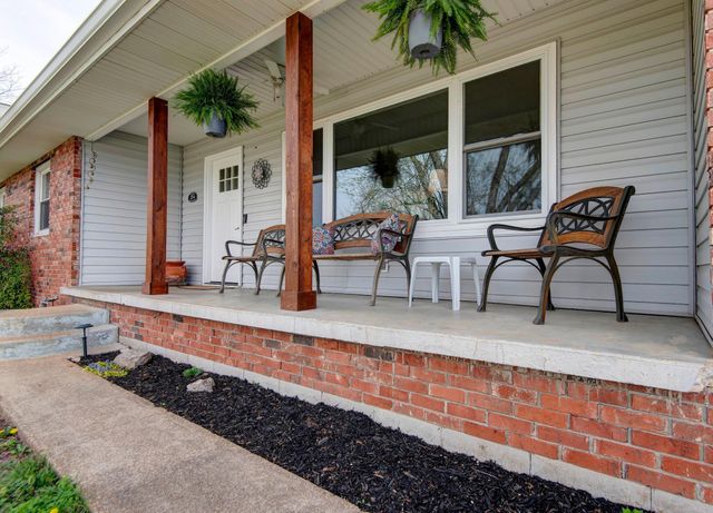 234 American Way, Branson, MO 65616