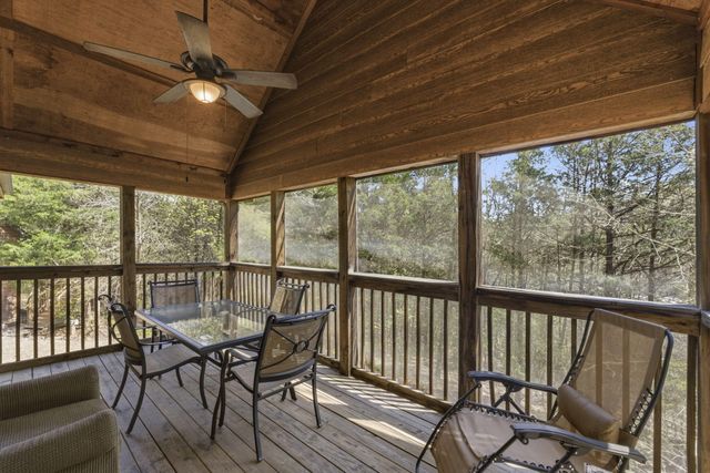 412 Baldknobber Drive, Branson West, MO 65737