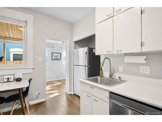 1070 Cook St, Denver, CO 80206