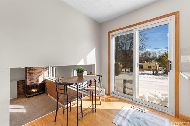 715 Woodingham Avenue, Waterford, MI 48328