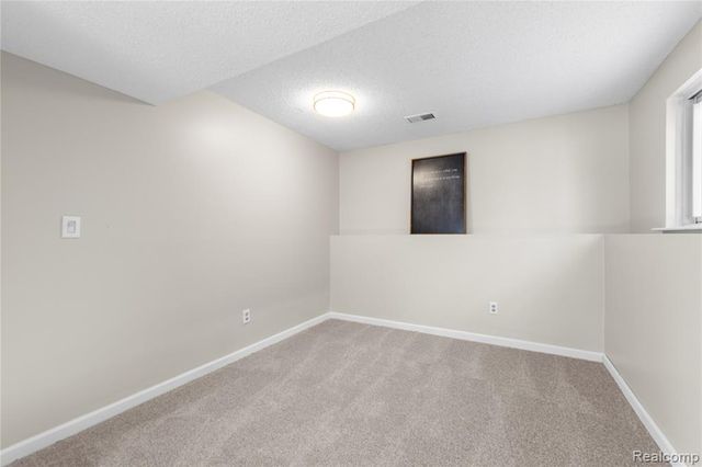 715 Woodingham Avenue, Waterford, MI 48328