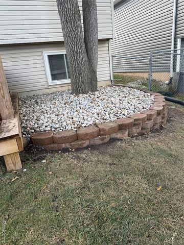 715 Woodingham Avenue, Waterford, MI 48328