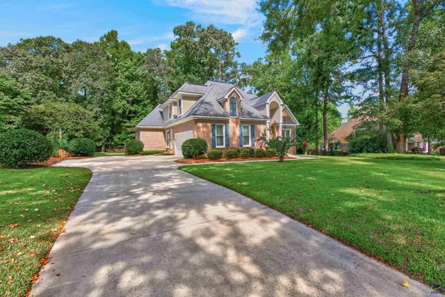 106 Fairways Drive, Warner Robins, GA 31088