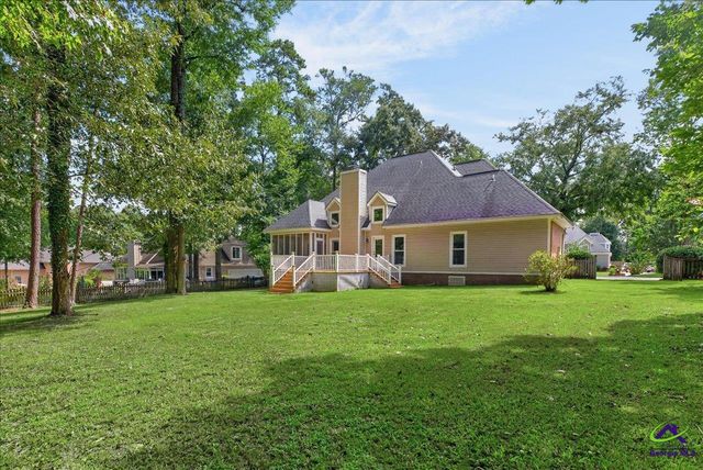 106 Fairways Drive, Warner Robins, GA 31088