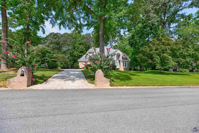 106 Fairways Drive, Warner Robins, GA 31088