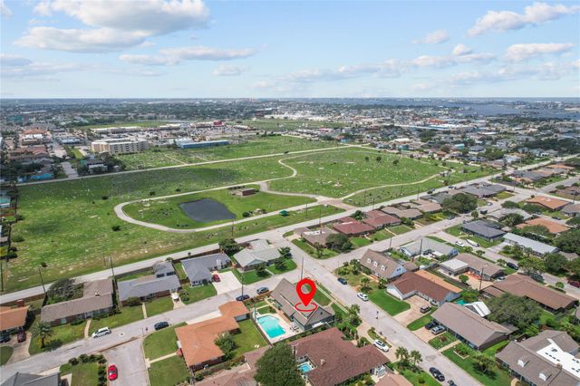 5525 Ibis Drive, Galveston, TX 77551