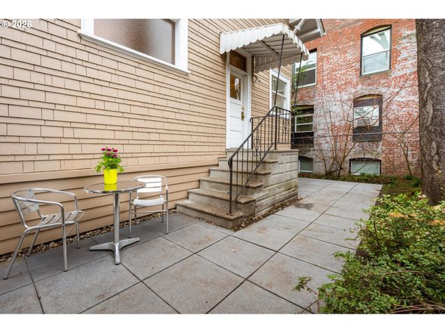 928 Se 37TH Ave, Portland, OR 97214