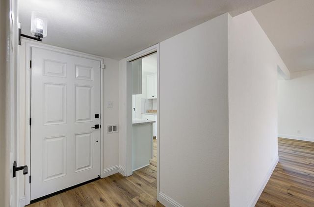 4745 N 5th Street, Fresno, CA 93726