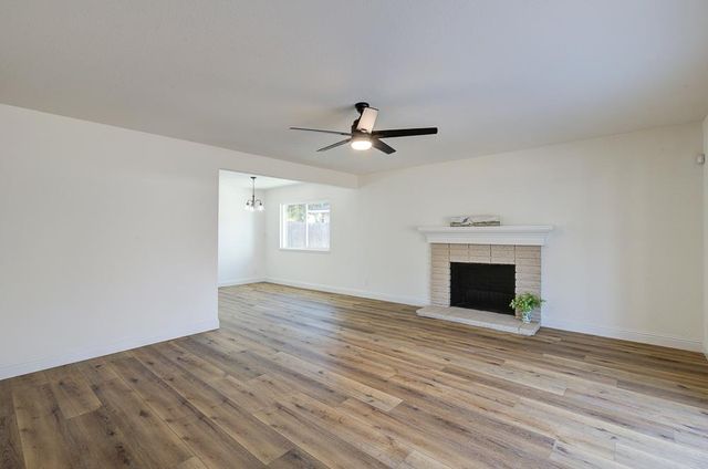 4745 N 5th Street, Fresno, CA 93726