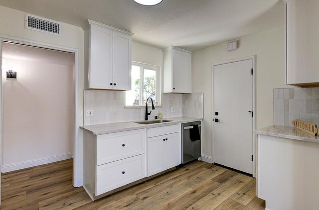 4745 N 5th Street, Fresno, CA 93726