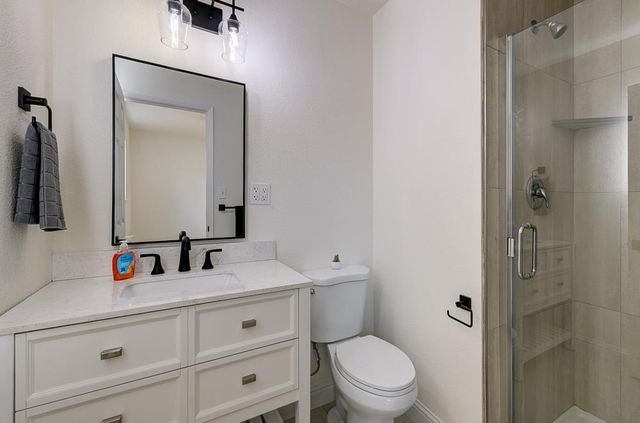 4745 N 5th Street, Fresno, CA 93726