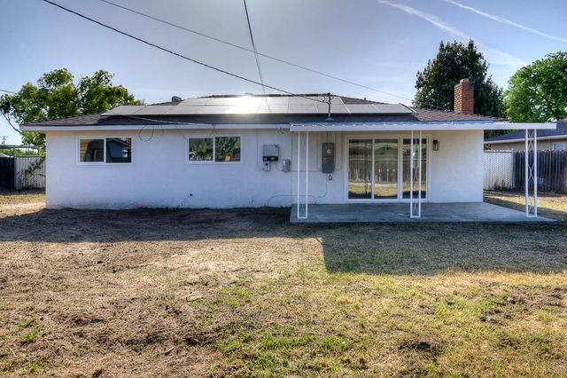 4745 N 5th Street, Fresno, CA 93726