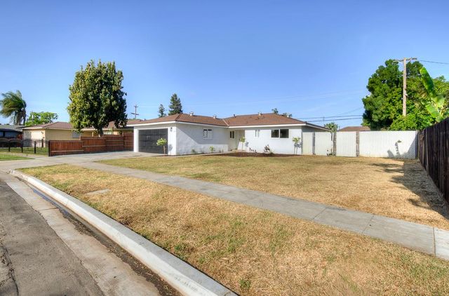 4745 N 5th Street, Fresno, CA 93726